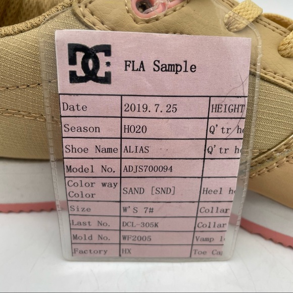 DC Skate Shoes Sand & Pink. Size 7 - Picture 8 of 9